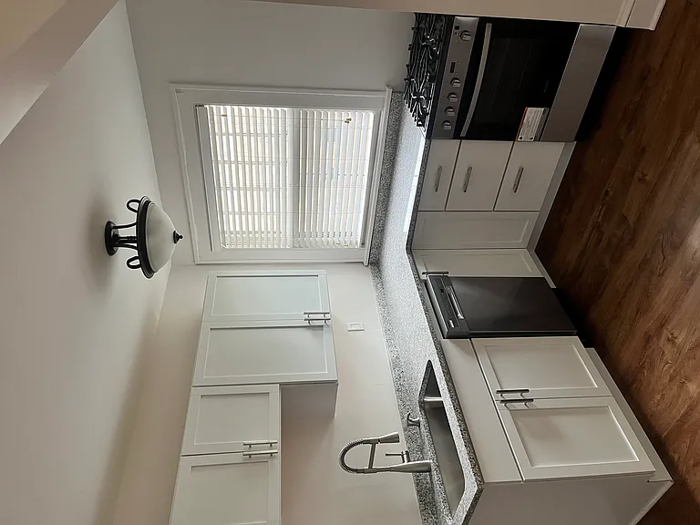 1618 Charles Ave — Photo 6