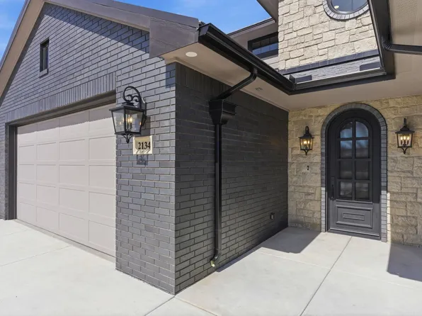 2134 N Beaumont St, Wichita, KS 67208