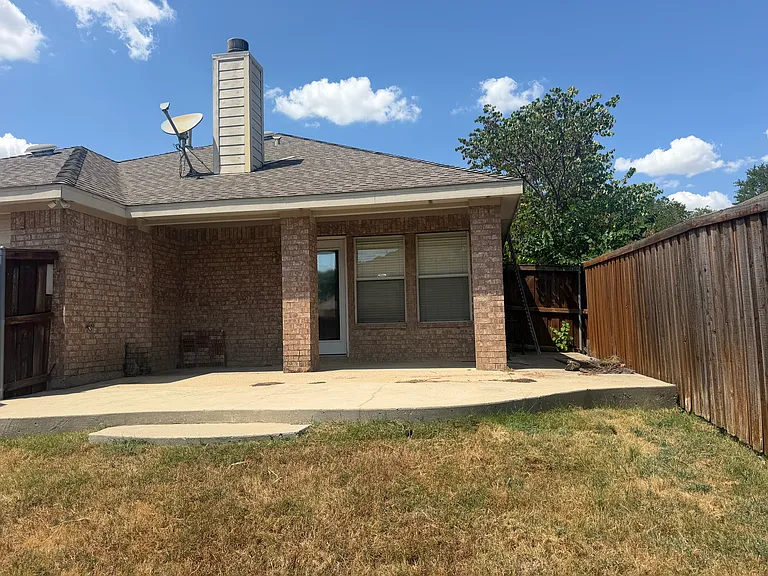 11521 Blanchard Dr — Photo 19