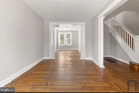 614 N Grantley St — Photo 6