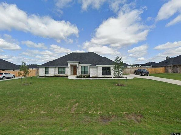 223 Sand Flat Ln