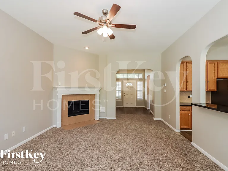 4515 Bridgevillage Dr #D — Photo 4
