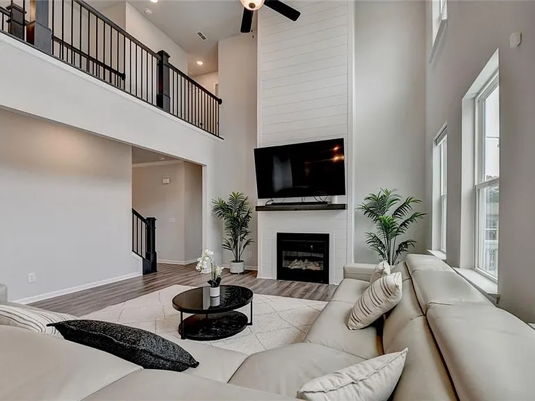 4665 Shipley Ave — Photo 27