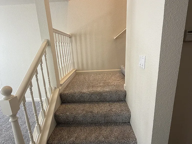 524 Court St — Photo 10