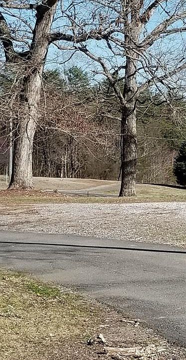 2nd image of 2265 Patrick Ln