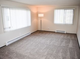 415 SW 154th St, Seattle, WA 98166