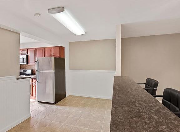 2nd image of 4295 Webster Ave APT 2J