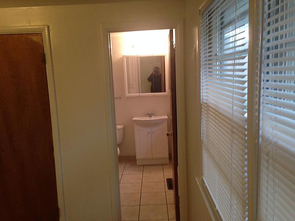 5th image of 324 S McKinley St