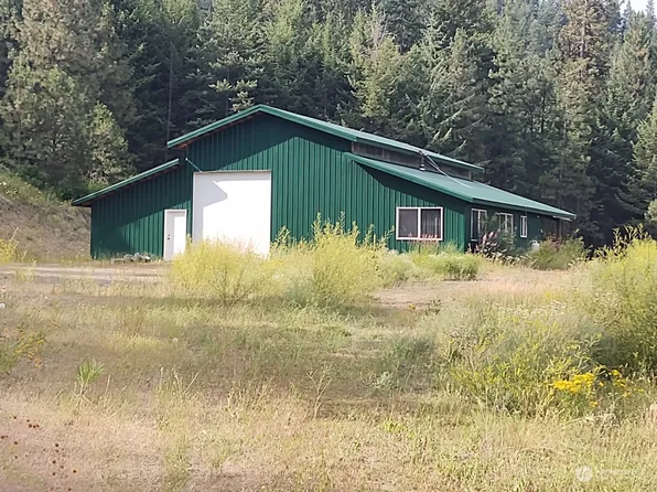 3569 Cedonia Addy Rd #B, Hunters, WA 99137