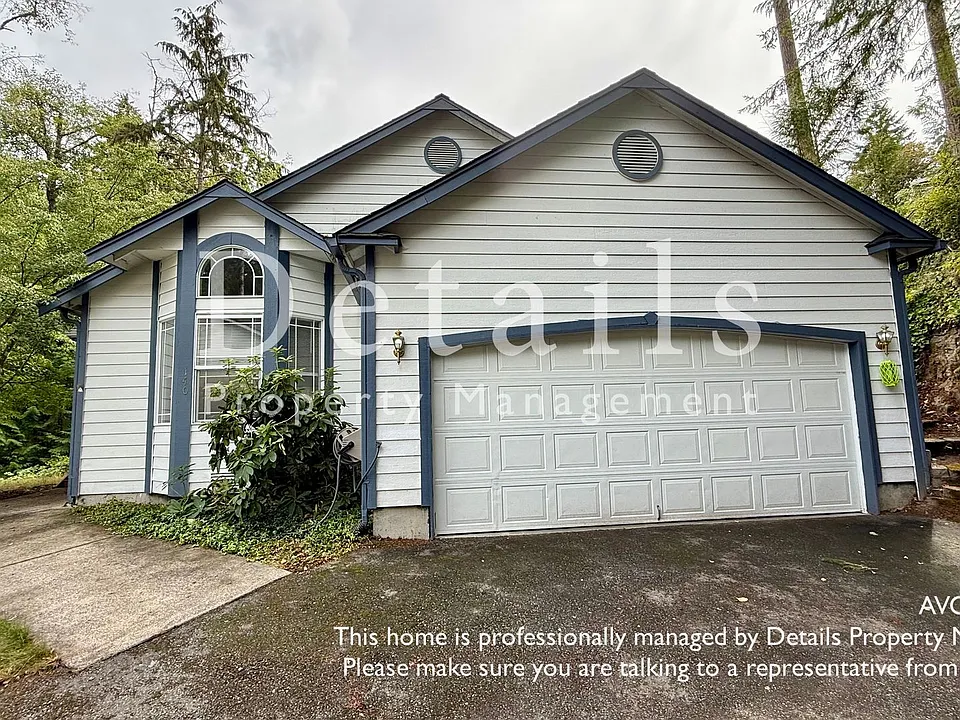 140 NE Teri Ct