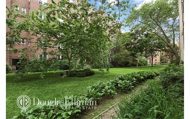 Sold by Douglas Elliman | media 19