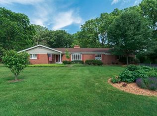 2940 Provincial Dr, Ann Arbor, MI
