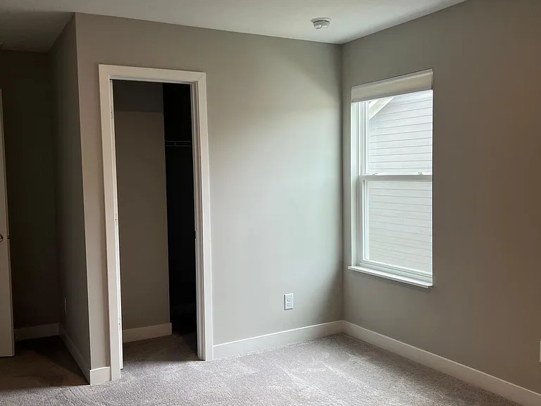3042 Gibbert Ln — Photo 8