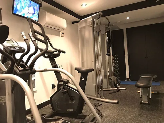 Rented by Brooklyn Group | media 10