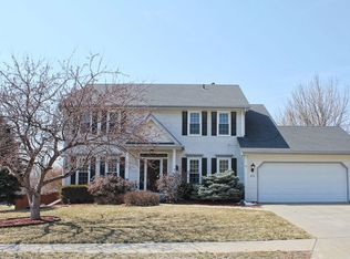 802 Wilshire Ln, Papillion, NE 68046