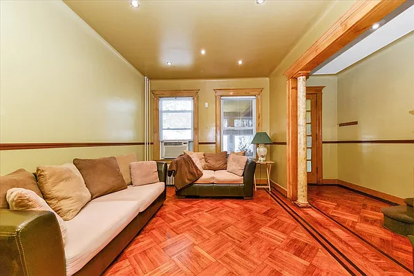 Sold by ERA Top Service Realty, Inc. | media 6