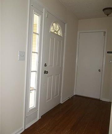 3rd image of 8424 Mayerling Dr