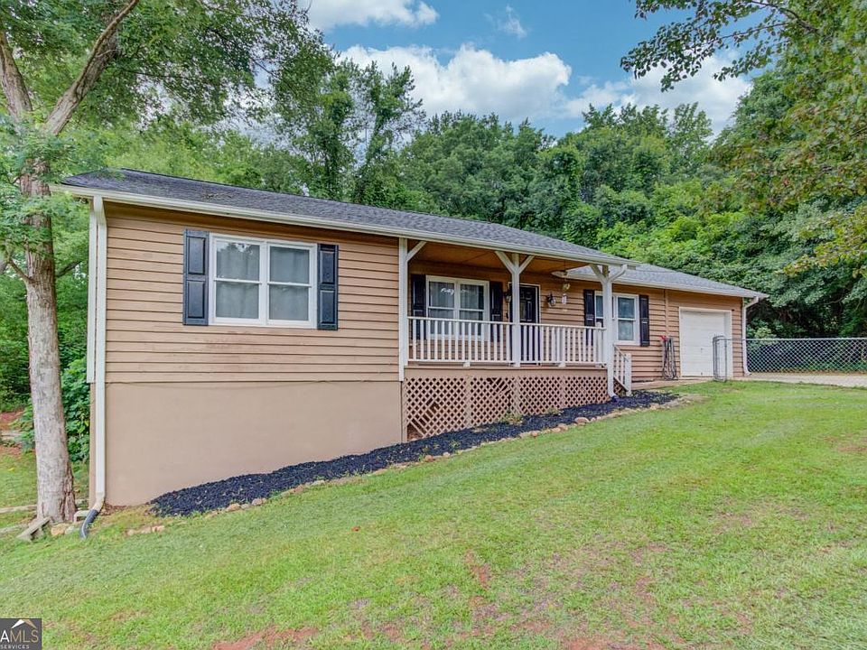 1st image of 3305 Ladd Dr