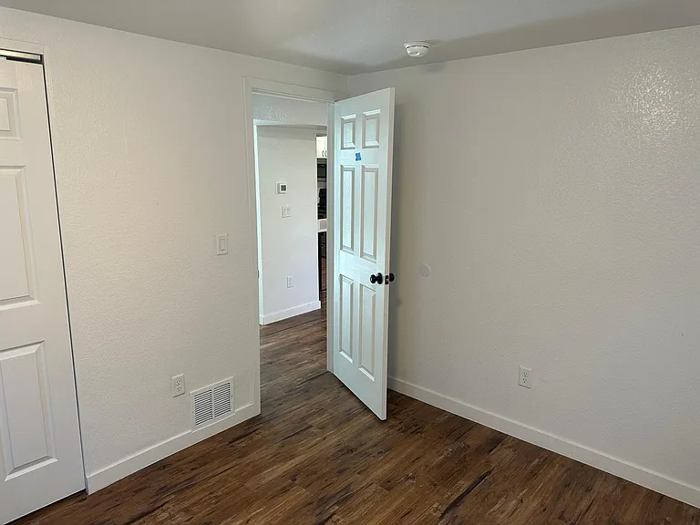 1206 Lamar St — Photo 8
