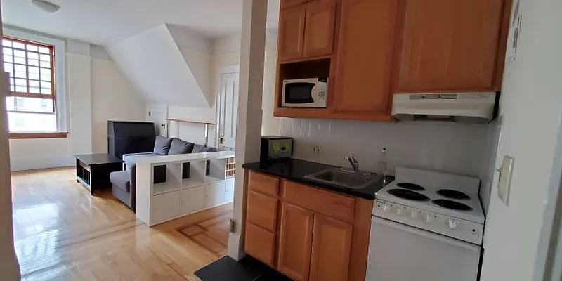 Rented by Corcoran | media 8