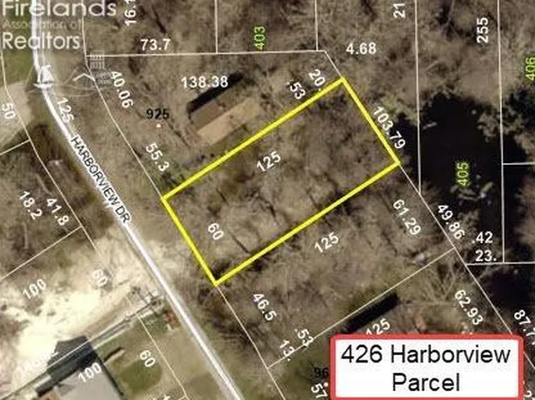 426 Harborview Dr, Middle Bass, OH 43446