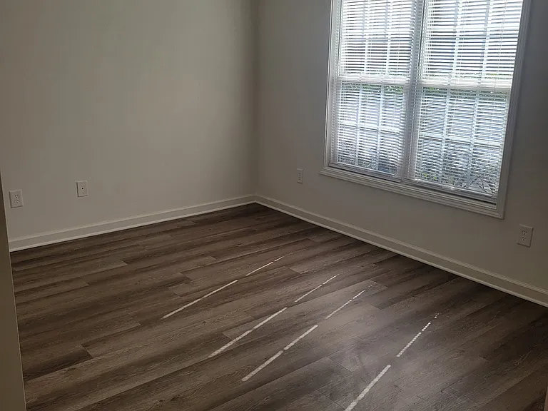 971 Howard Ave — Photo 5