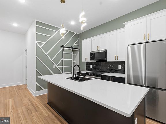 5th image of 3421 N 22nd St