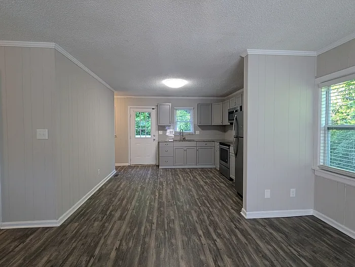 516 Bringle Ferry Rd — Photo 4