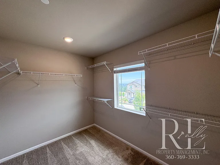 1502 Baker Heights Loop — Photo 17