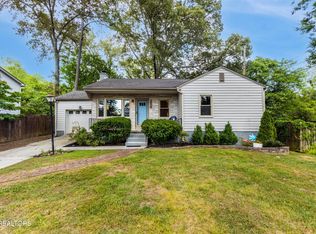2416 Abbey Rd NE, Knoxville, TN 37917