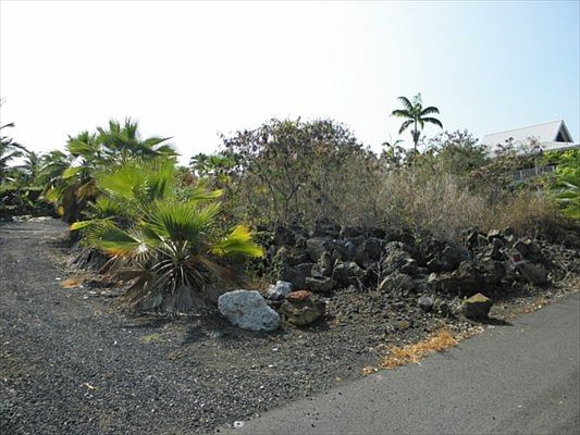 1st image of Akai St