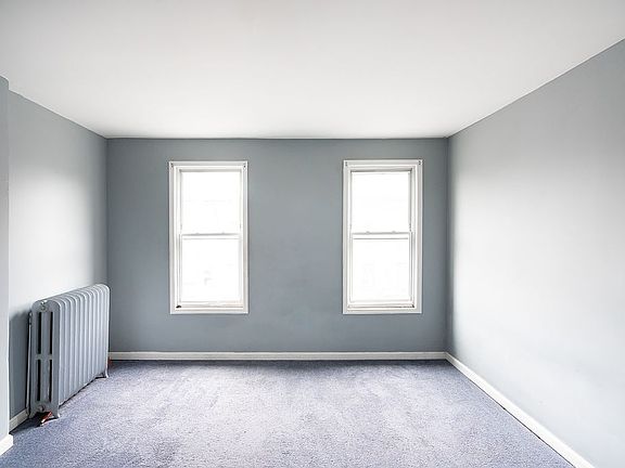 4th image of 82 William St