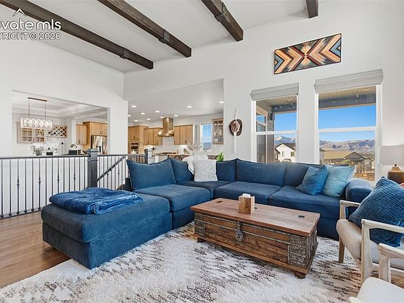 4th image of 10008 Emerald Lake Ln