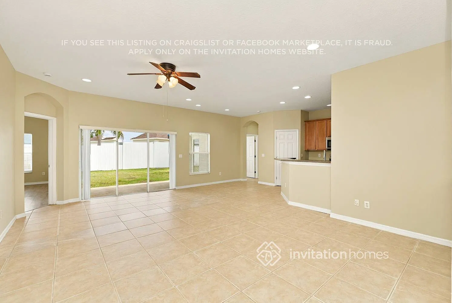 1815 Mira Lago Cir Ruskin, FL 33570 — Photo 3