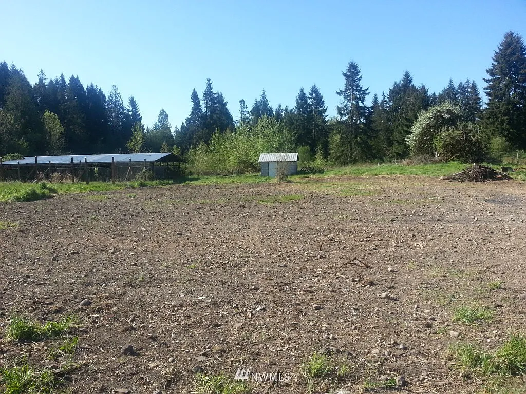 32903 Locke photo 1