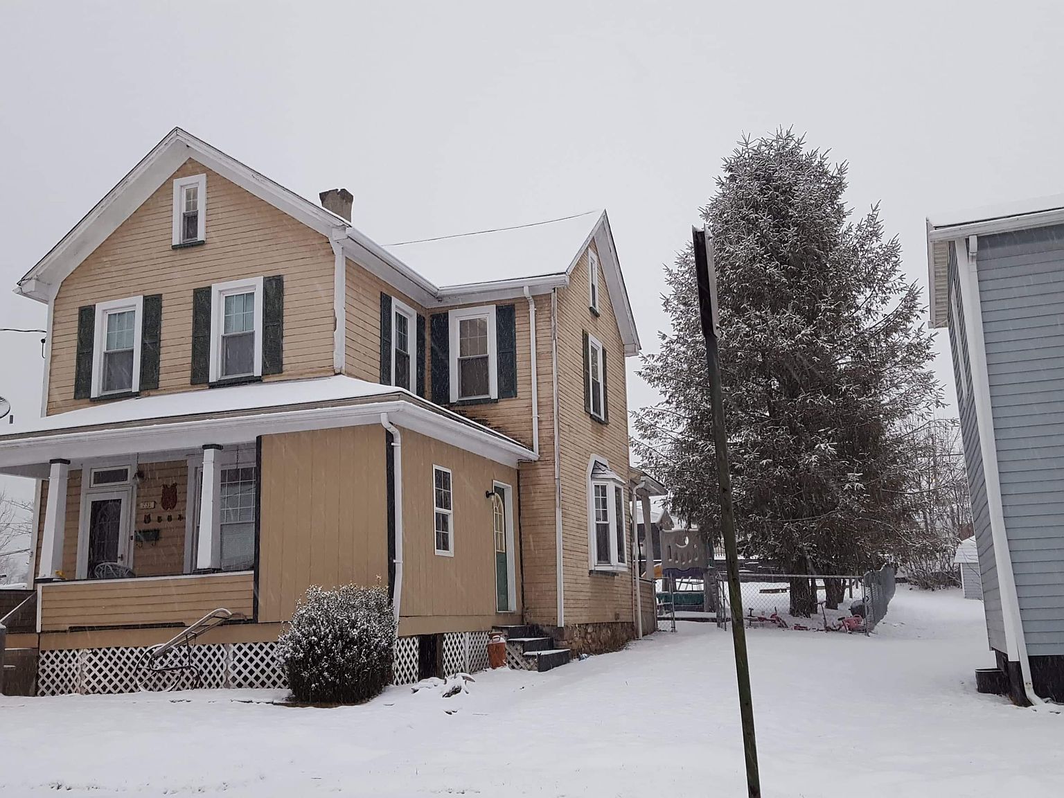 231 Poplar St, Roaring Spring, PA 16673 Zillow