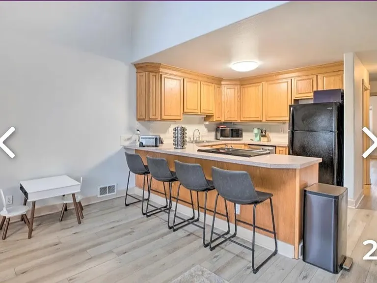 3979 NE Johns Ave — Photo 4