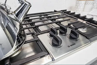 Rented by Living New York