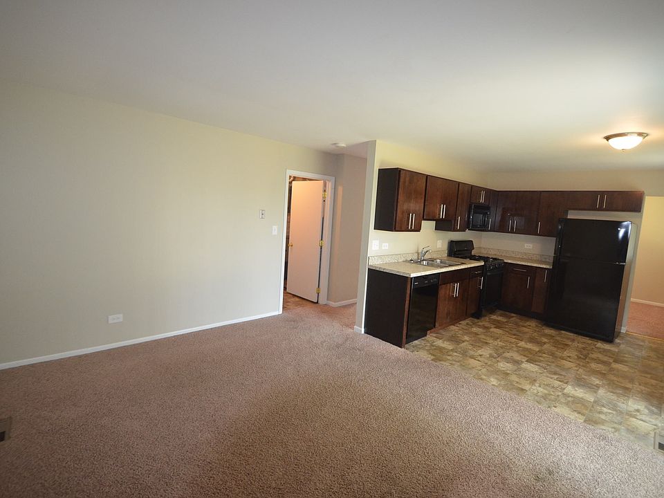 2nd image of 2350 Vista Dr