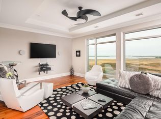 155 Wingo Way #467, Mount Pleasant, SC 29464