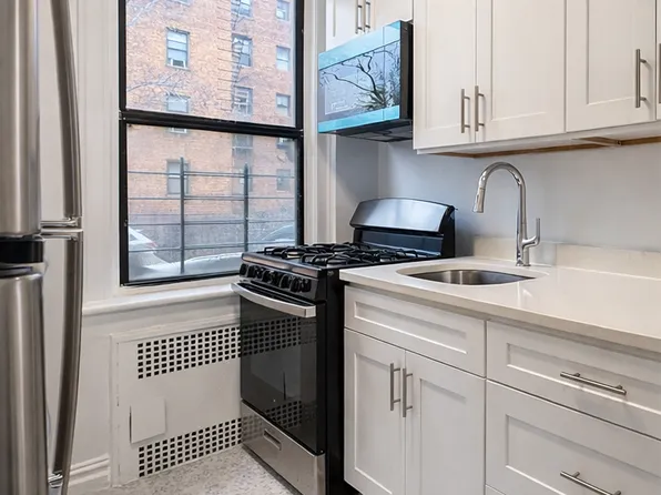 35-05 87th St APT 1F, Jackson Heights, NY 11372