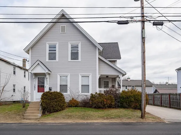 257 Calef Road, Manchester, NH 03103