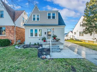 3380 21st St, Wyandotte, MI 48192