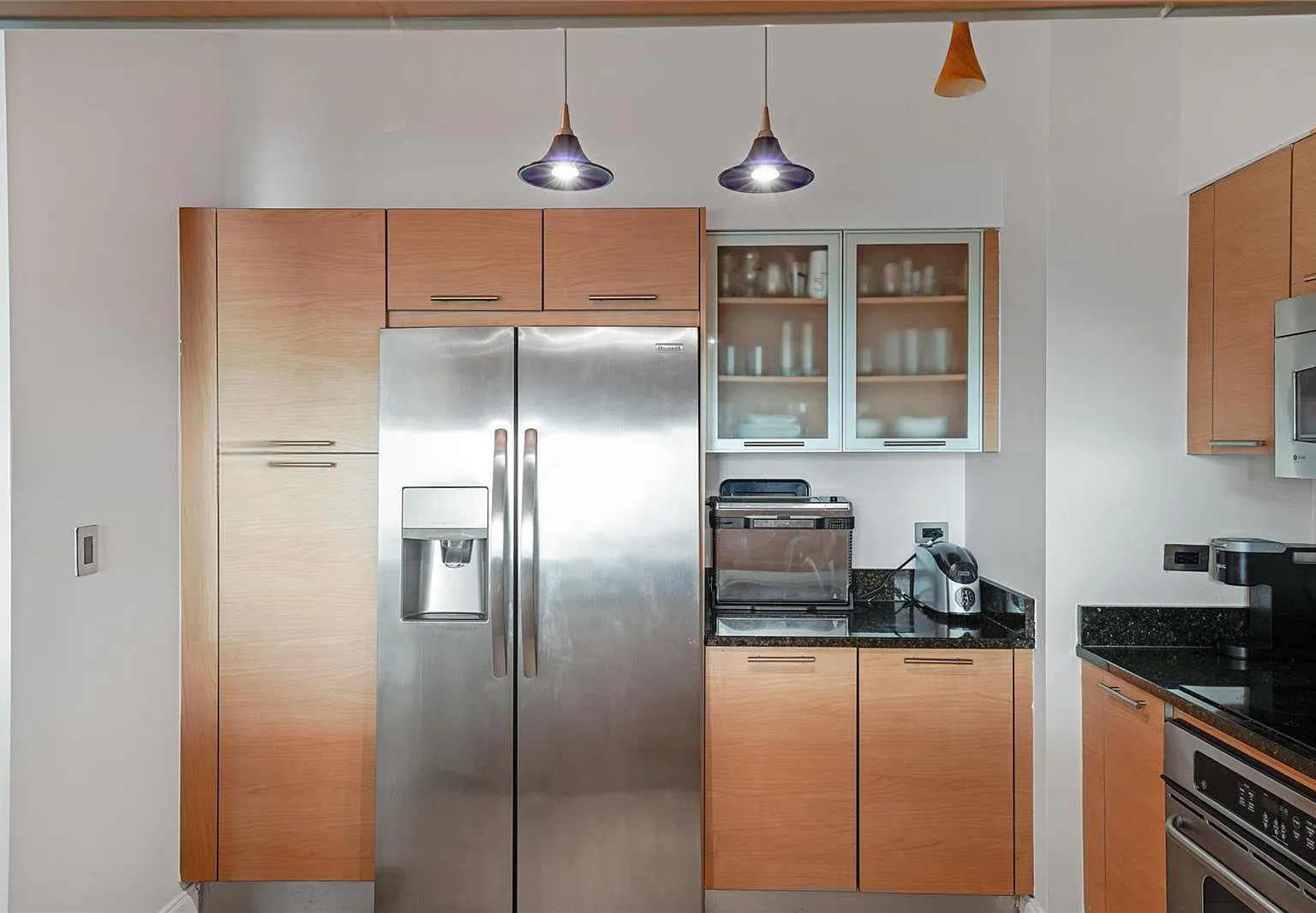 2 bed, 1157 sqft, $3,950 — Photo 2