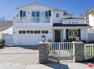315 N Bowling Green Way, Los Angeles, CA 90049