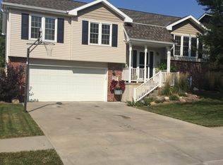 7345 S 20th St, Lincoln, NE 68512