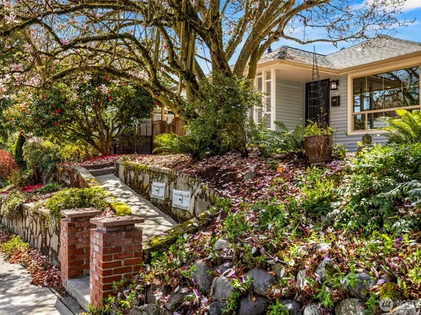 3321 35th Avenue S, Seattle, WA 98144