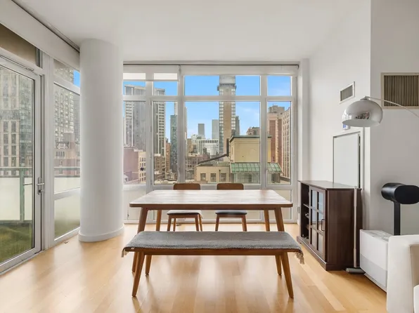 325 5th Ave, New York, NY