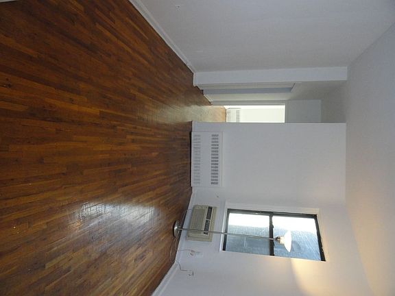 4th image of 328 E 90th St APT 3B