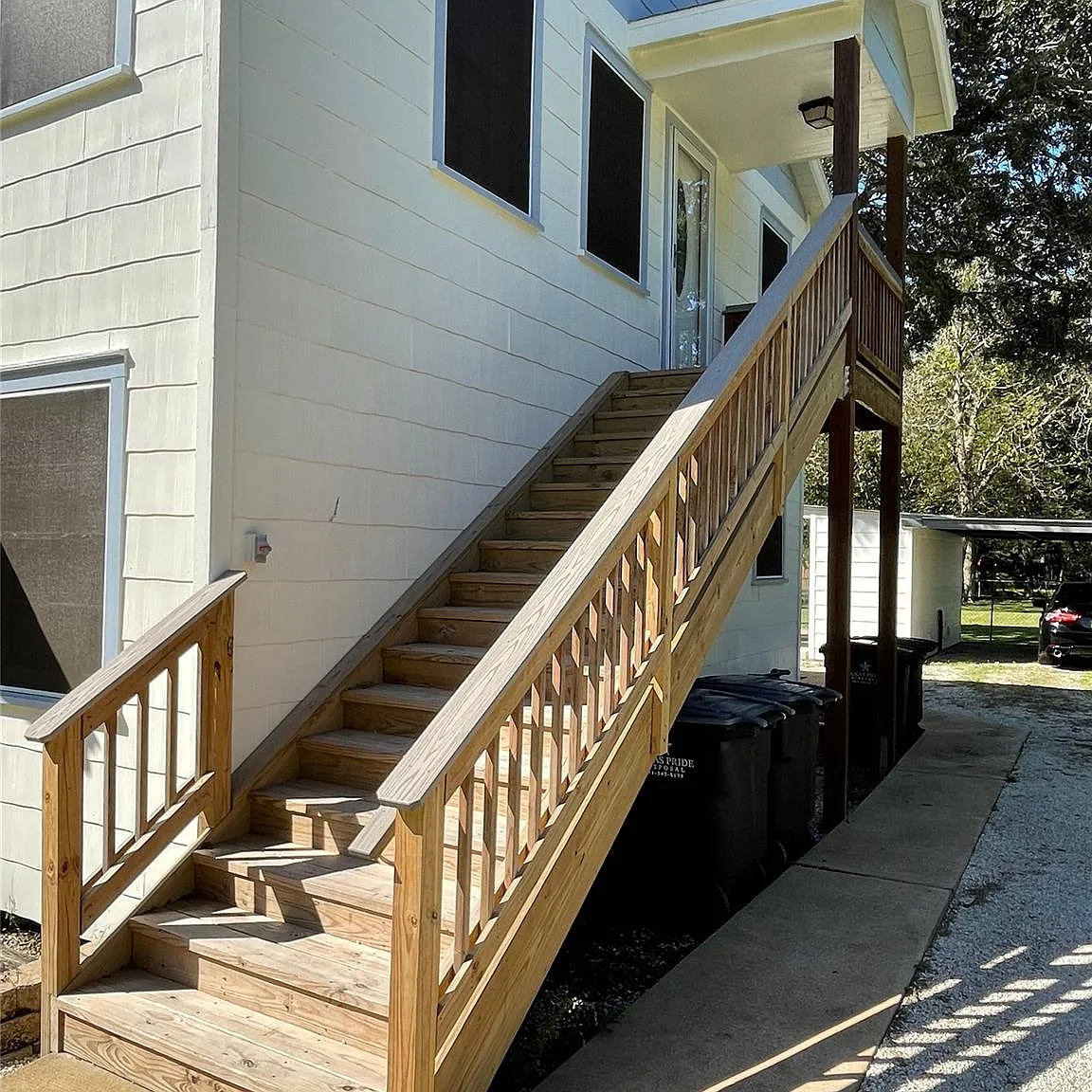 2 bed, 1.0 bath, 784 sqft, $1,095 — Photo 2